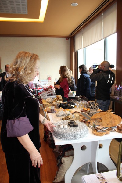 Le Bazar annuel de St Vincent de Paul Cornet Chehwan
